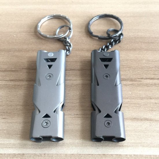 Emergency whistle | 2-channel & 150dB, Keychain stainless steel | EDC